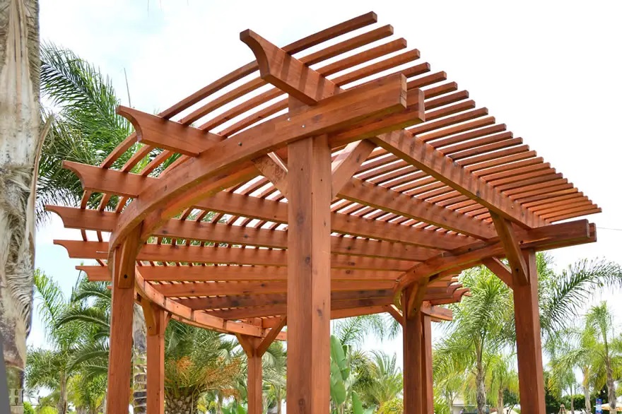 擁有自己的菠蘿格施工安裝團(tuán)隊(duì)